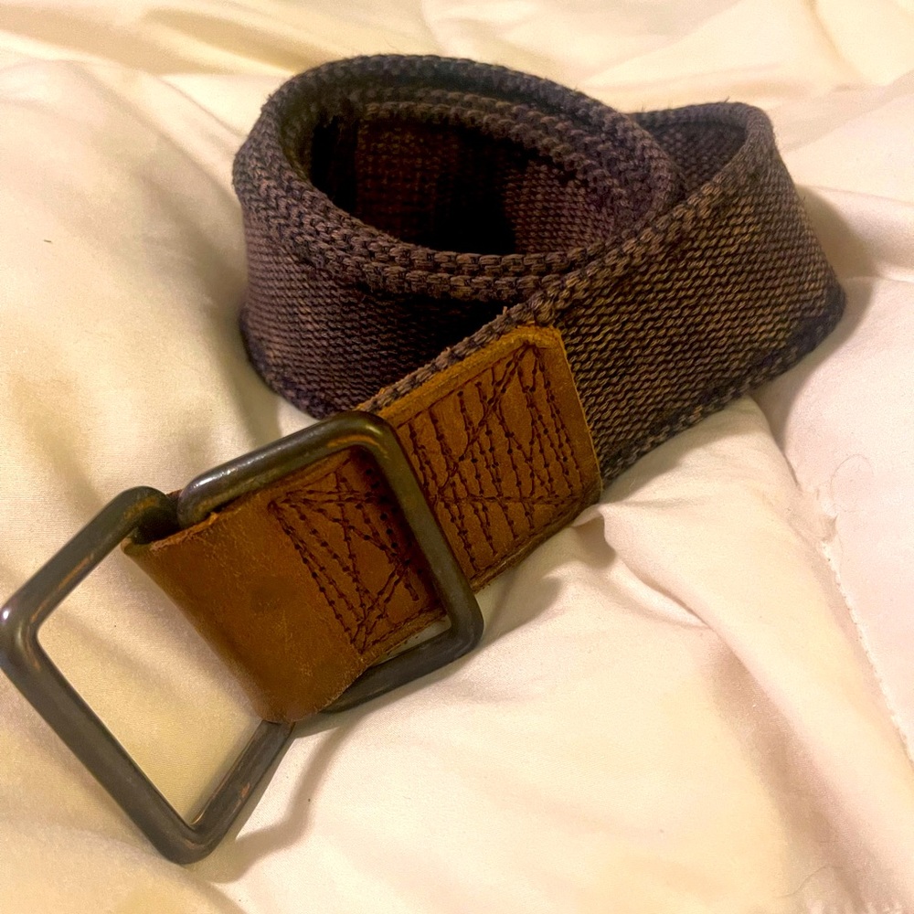 Canvas military style belt.